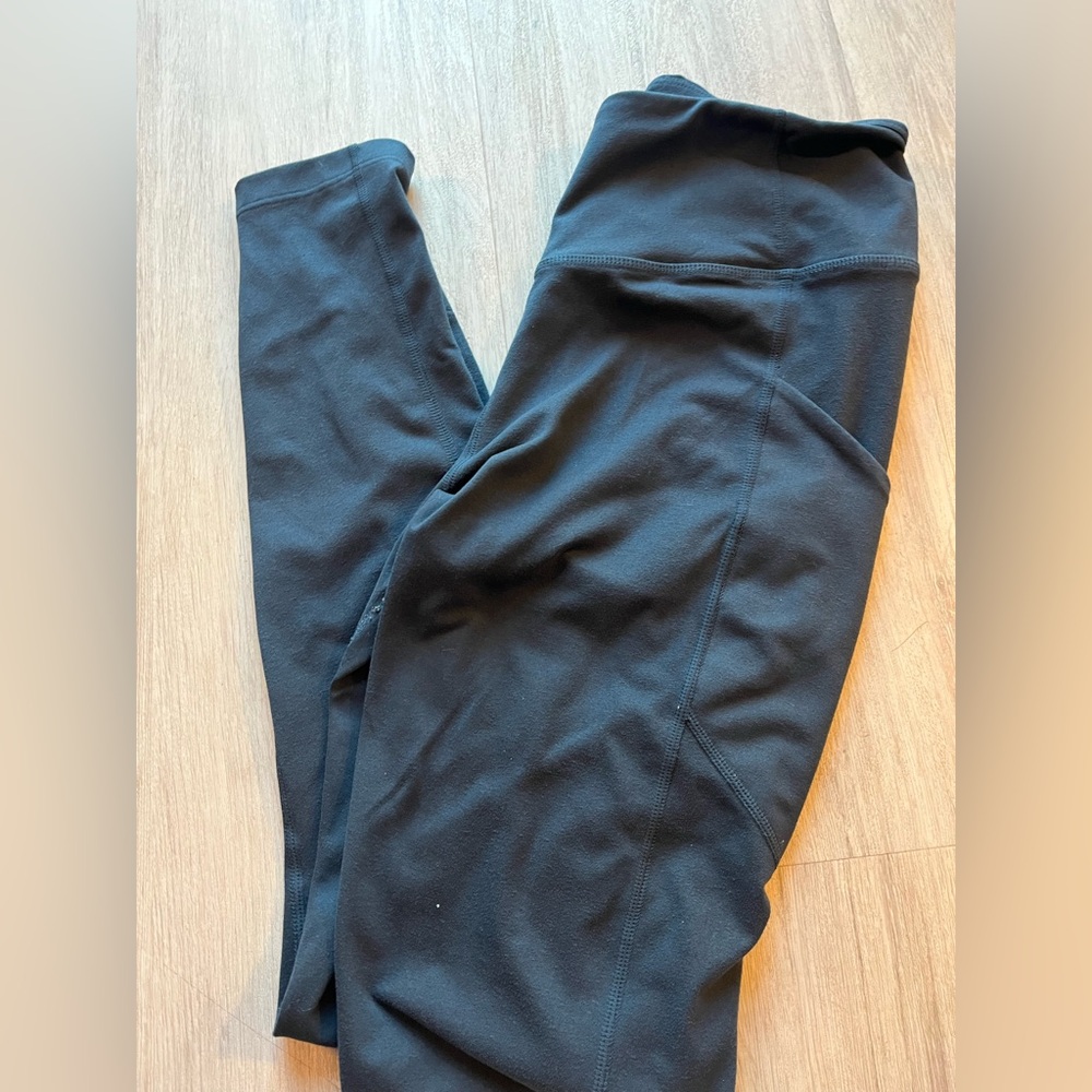 Figs navy blue leggings size medium